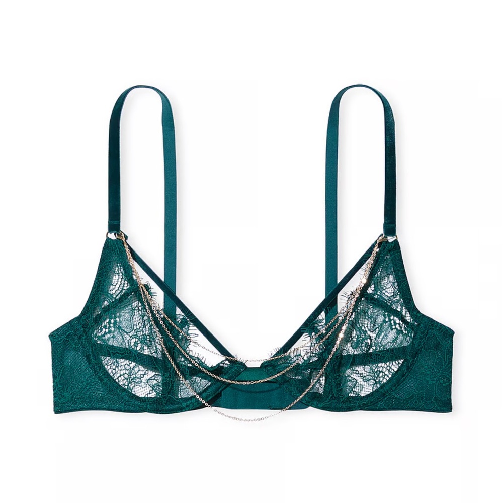 Victoria’s Secret delicate chain bra